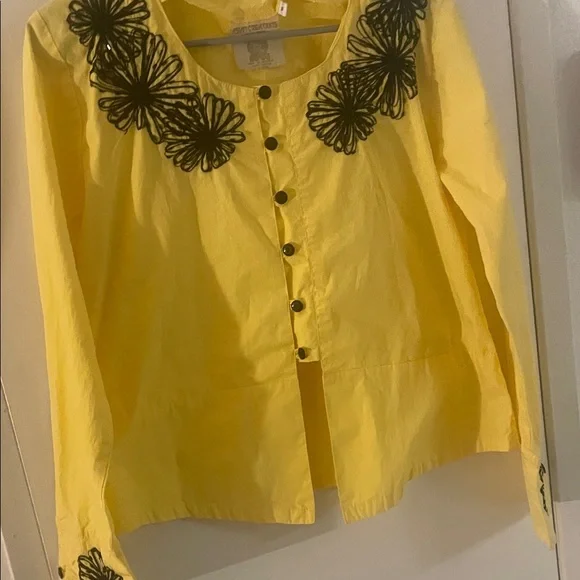 Vintage 90s Embroidered Yellow Cotton Peplum Top | Button Front | M - Picture 8 of 10